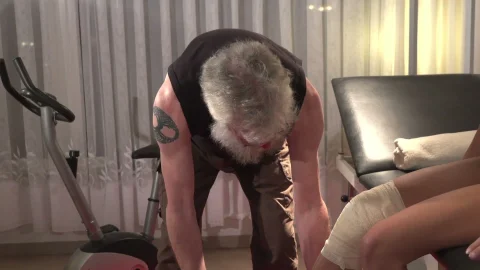 video art holland: Angie Stuffed by Senior