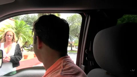 Reality Kings: Luring The Distracted Owner