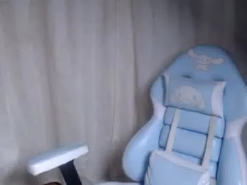 evangeline_petite