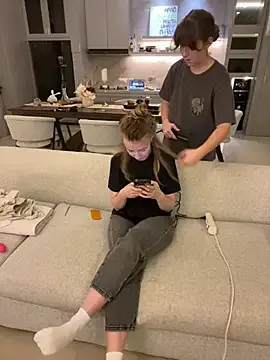 Nura_n_Sarah