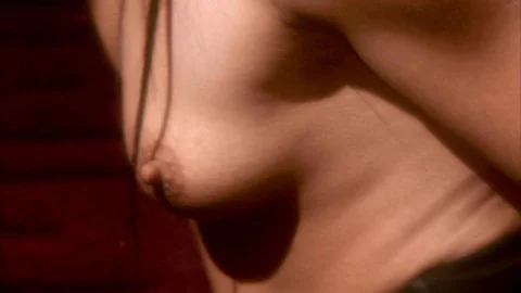 Her Brunette Frame Handles Double Penetration Well