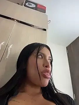 Emmily_19