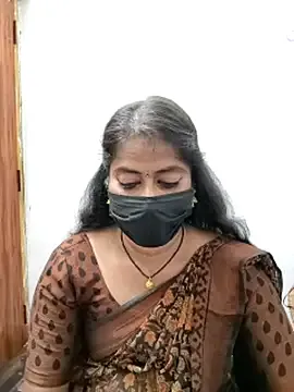 tamil_Sigappu_Roja