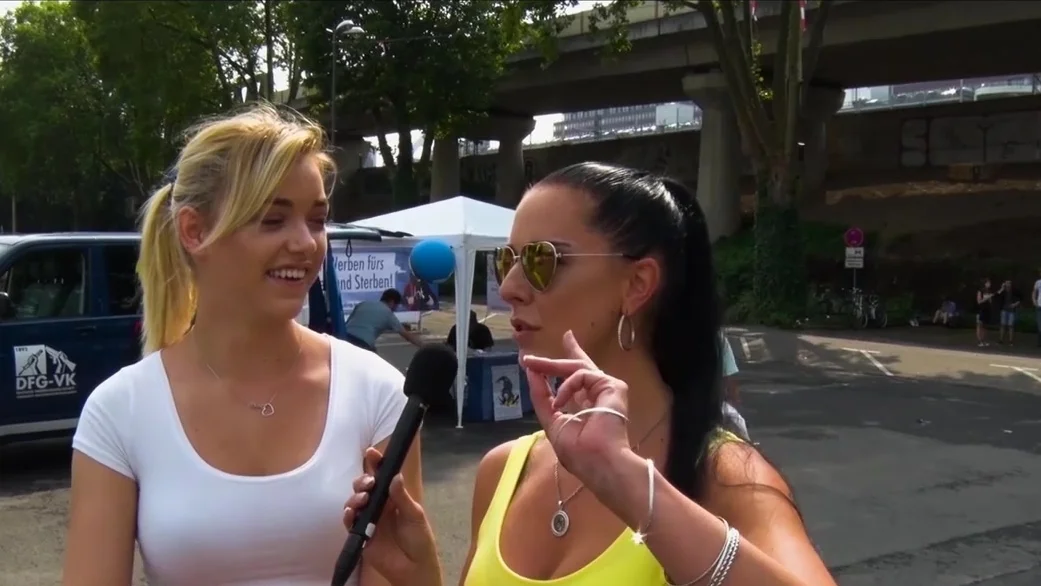 background forHitzefrei