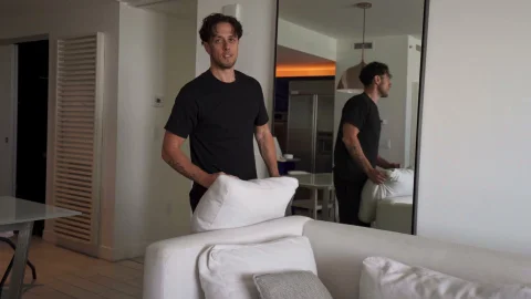 Mofos: Screaming For Satisfaction In The Sack