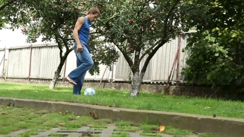 video art holland: Face-Sitting Adventure