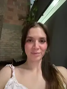 kevin_hotgirls