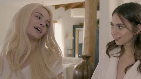 TheLesbianExperience: Kiss Me Riley, I'm Yours