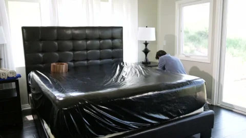 Nuru Massage: Avi's Forbidden NURU Fun