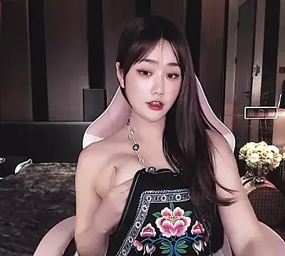 Cynthia_69