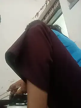 Manju_big_qeen