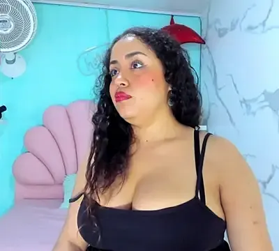cristal_horny19