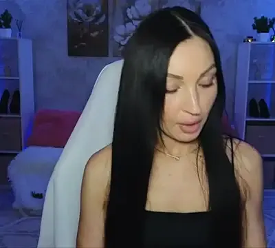 NikoleMills