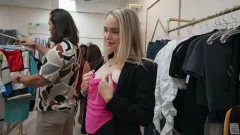 Mofos: Parker Pumps Up Athena