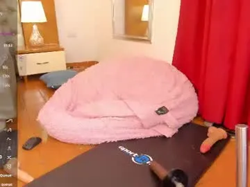 isabellaalux_