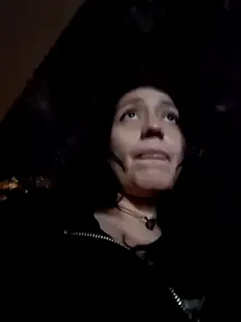 Evelyn_outdoors