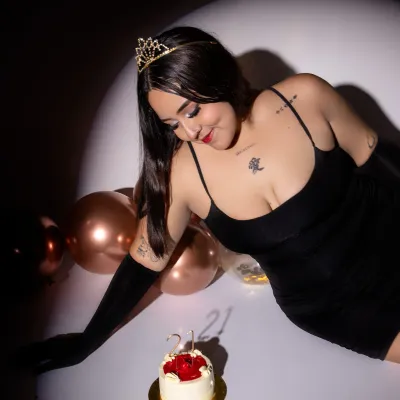 "Today I'm Eating Cake... and More" 🔥🍑