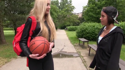 video art holland: Straight Girls Get Dirty