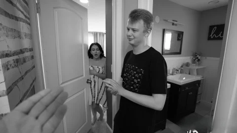 Fill Up My Mom: Cuckolding the Cauasian Stepmom