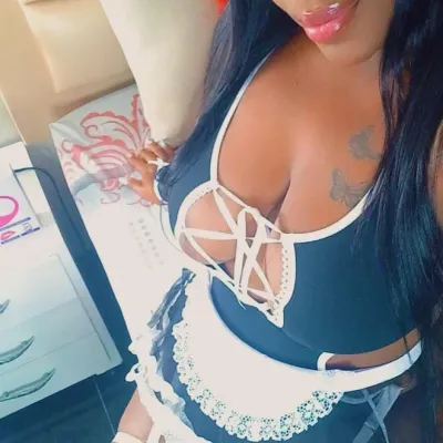 your favorite maid 🍑🥵