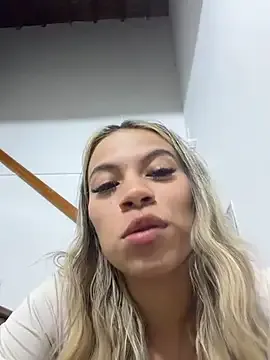 Mia_Rosee1