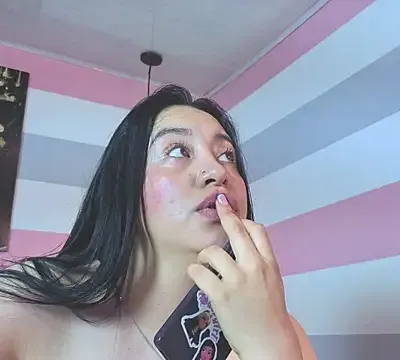lia_valentino