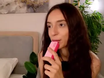adoracortes