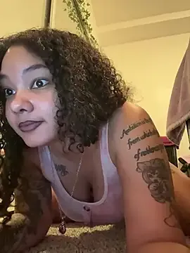 tastylolaaa