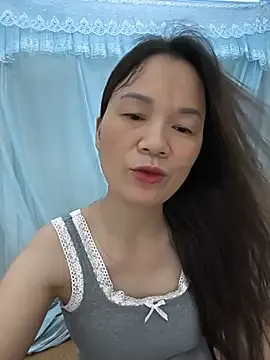 Lye_lovely