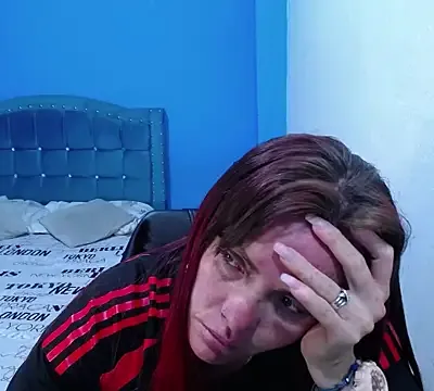 carolinhe26