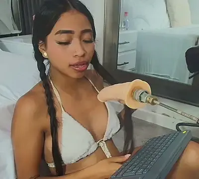 Tilly_Amour