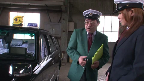 She Learns To Swallow His Load In The Car