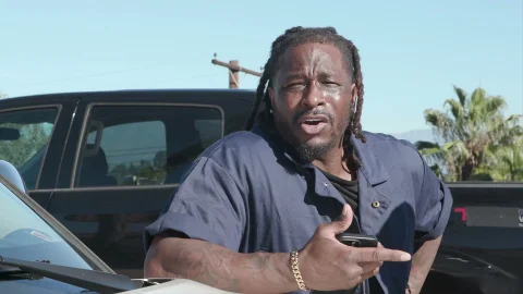 Milf gets raw DP from two hung dealers at the auto lot