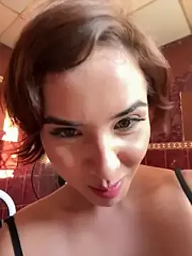 LadyScarlett_