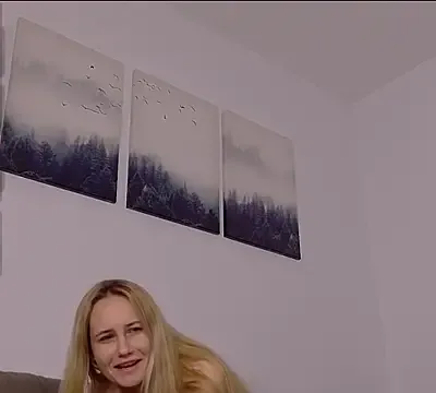 icebluebabe_
