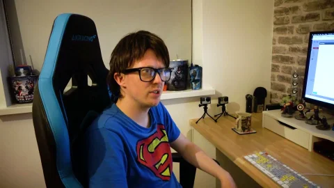 dusk films: Nerd's Passionate Night in His Lair
