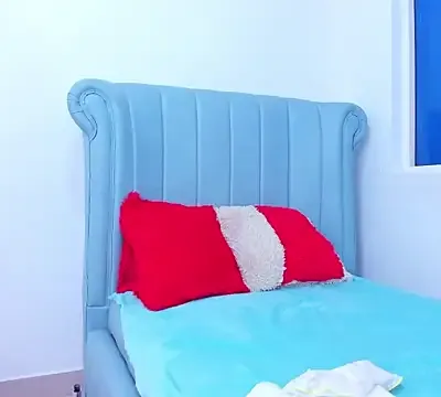 MatureHorny_70
