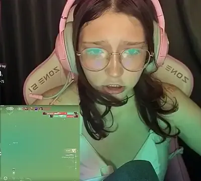 PiinkiAura