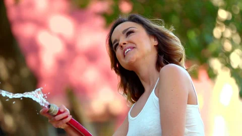 Squirting Lesbian: Dillion Moans in Pure Pleasure