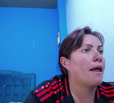 carolinhe26