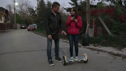 video art holland: Sprained Ankle? Neighbor's Got Your Fix!