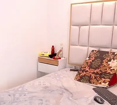 Violetta-foxx