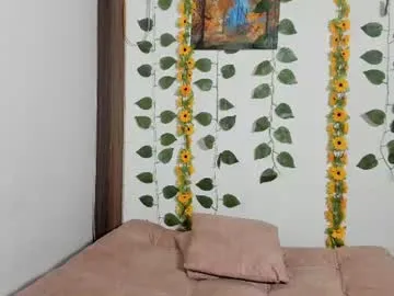 nahomy_smiiths