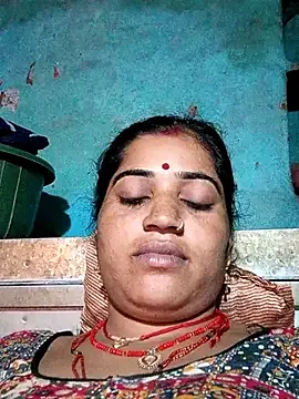 Hot_kamla