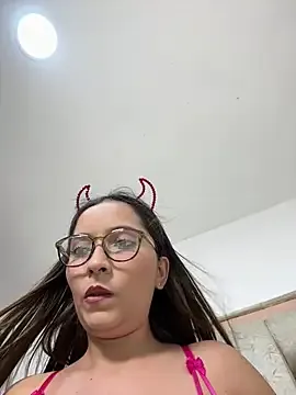 Penelope-Hot