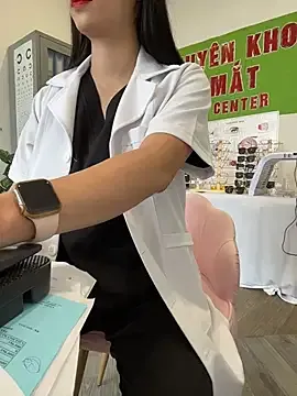 Sneaky_Cumshoot