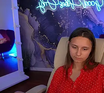 TinyNatalie