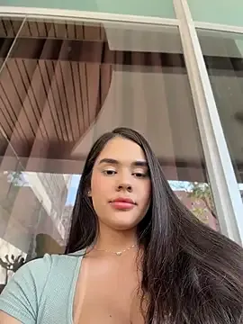 BellaLeclair_