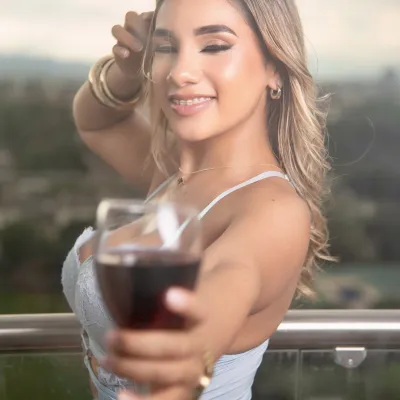 Let's enjoy together🍷