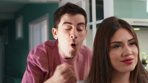 Brazzers: Latina Sara's Threesome in the Share House